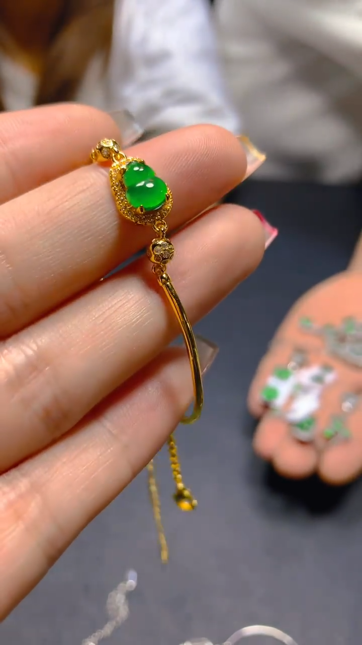 【闪购商品】未镶嵌翡翠手链0649152727/多样性发一