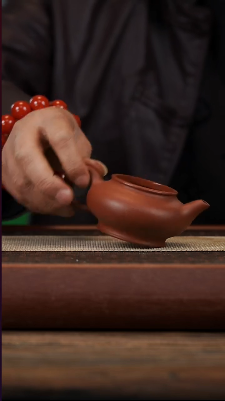 茶壶紫砂微瑕170毫升大红泥虚扁