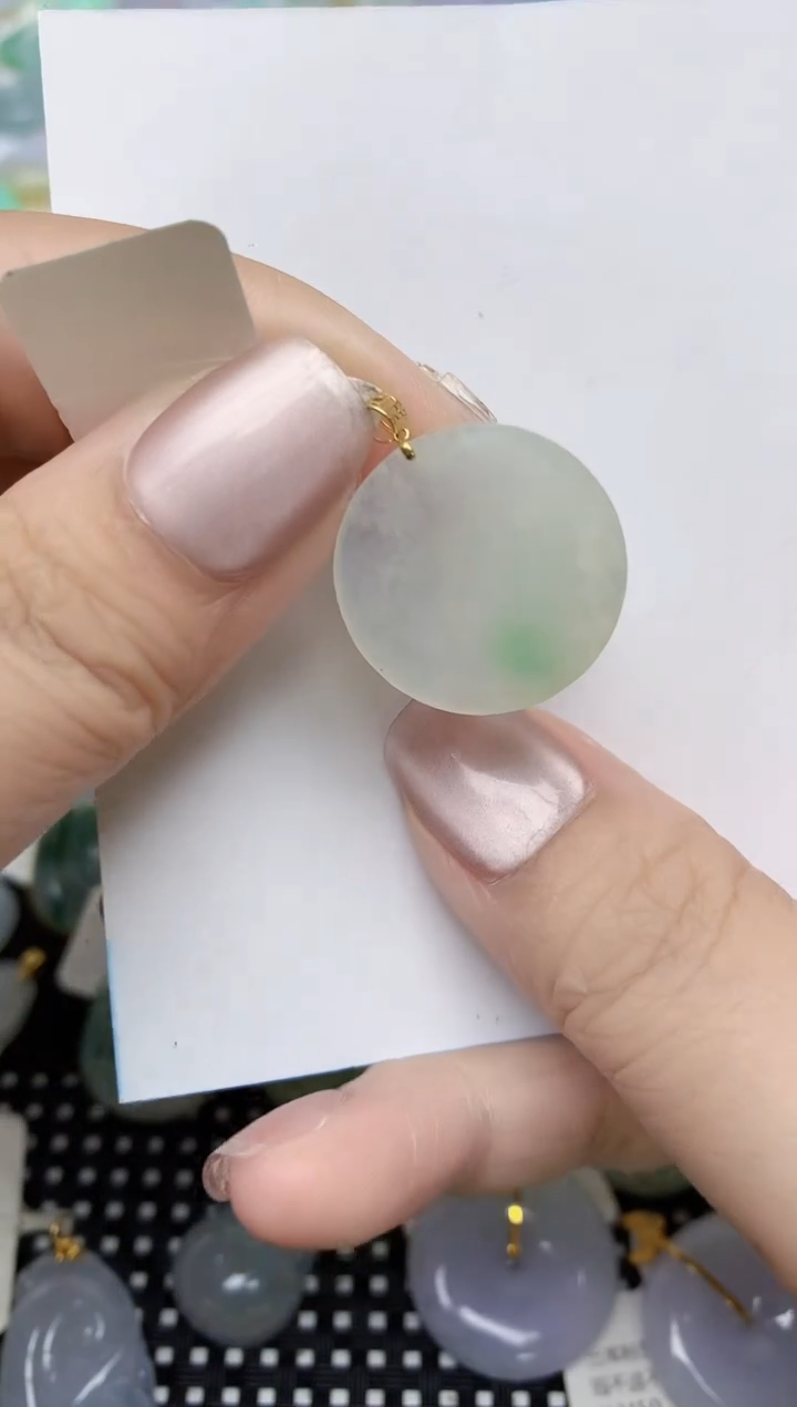 翡翠18K金镶嵌颈饰天然缅甸A货翡翠