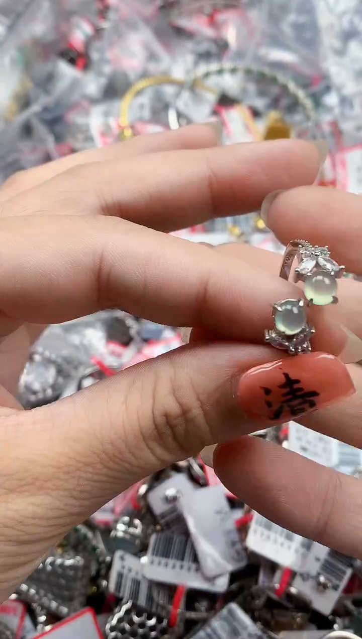 银S925镶嵌戒指翡翠天然A货缅甸翡翠