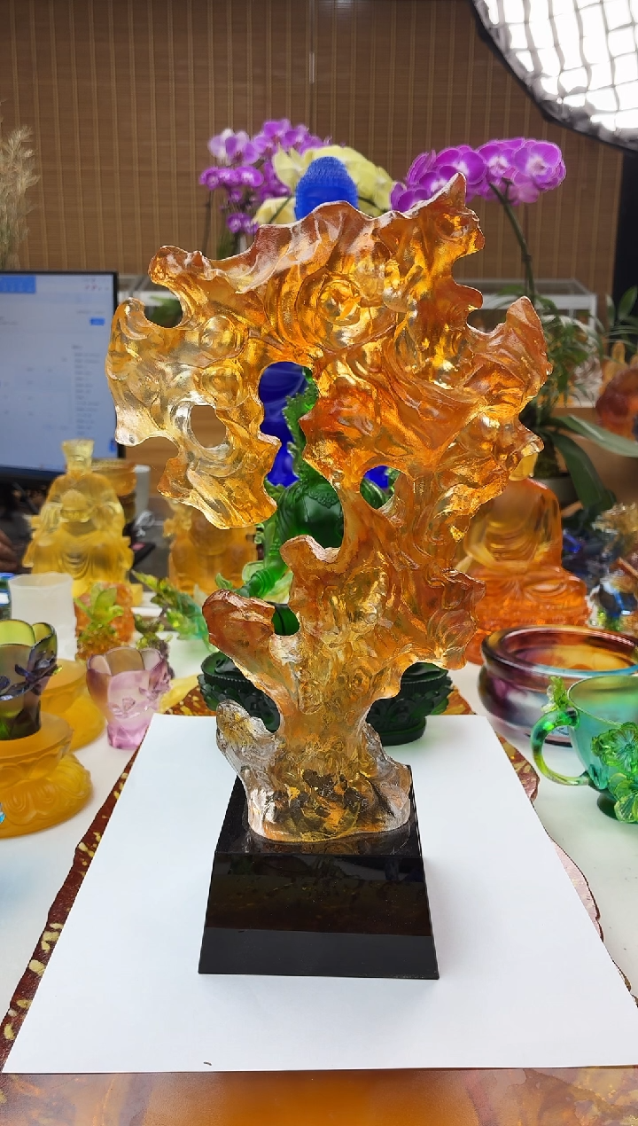 手工艺品琉璃"****?太湖石琥珀色29公分带底座