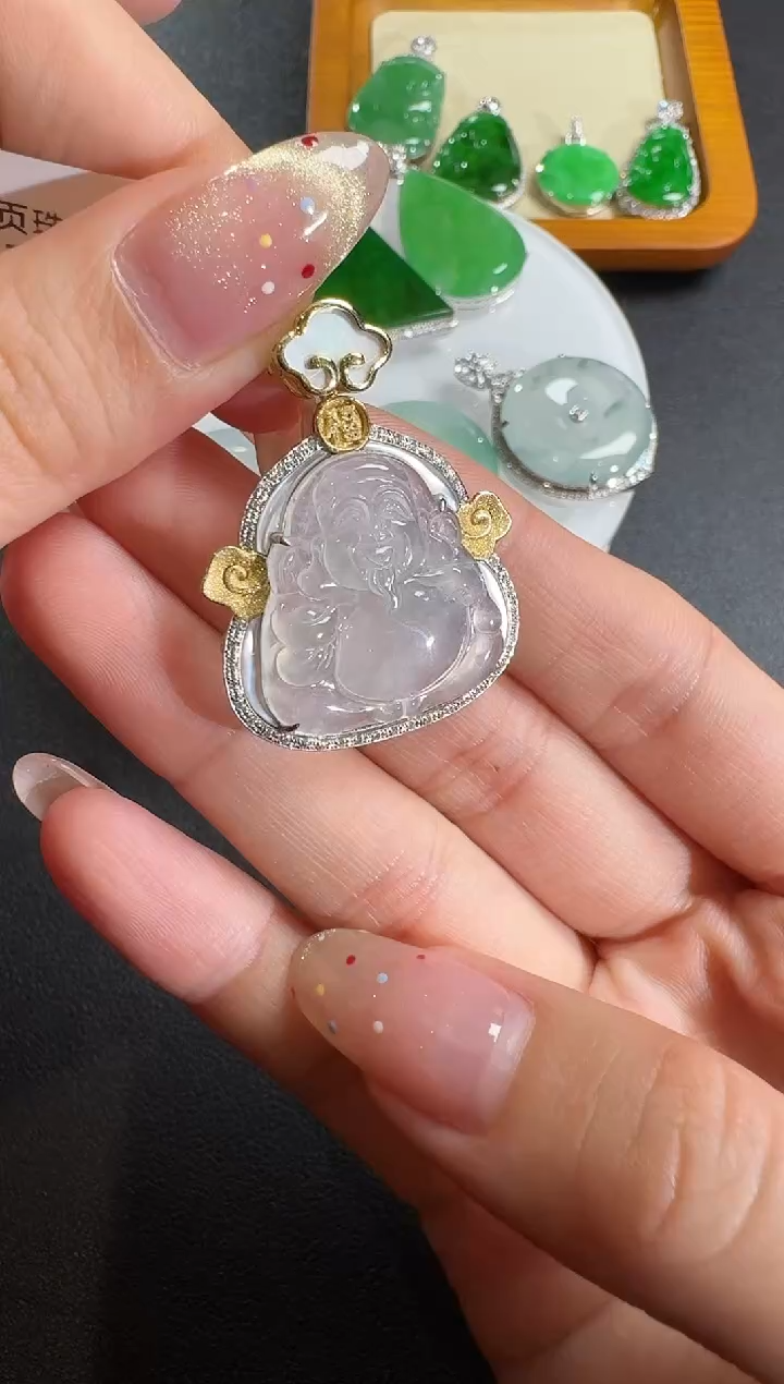 【闪购商品】翡翠吊坠(不含链)18K金镶嵌【源头工厂】钻石镶嵌