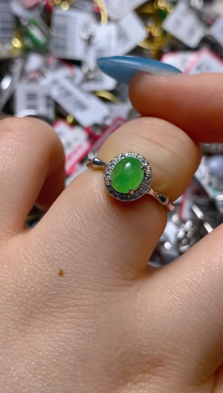 银S925镶嵌戒指翡翠百内无证书