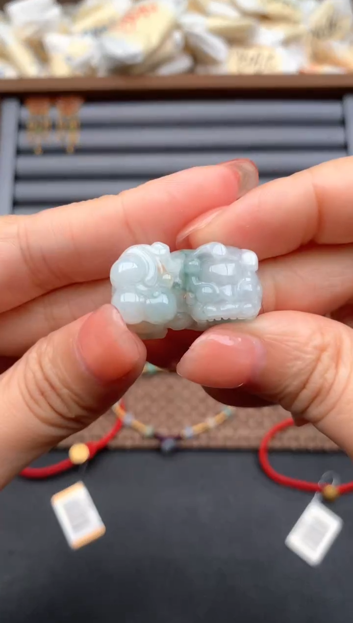 未镶嵌挂件翡翠一