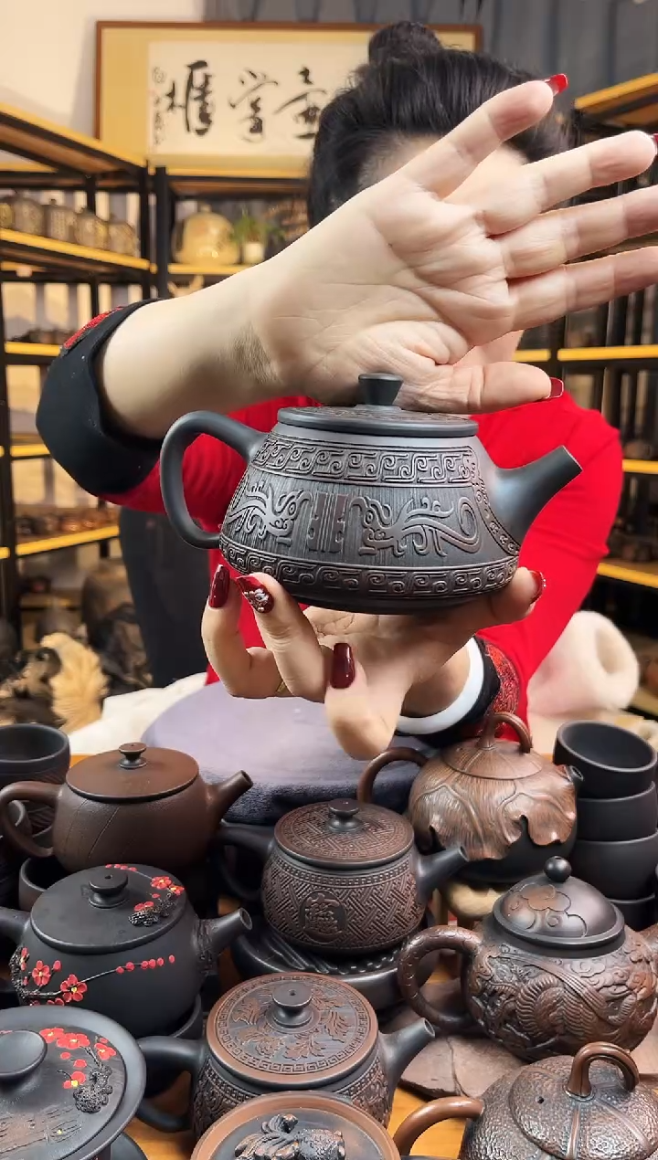 【闪购商品】壶瑕疵无礼盒 400cc 民族纹 石瓢