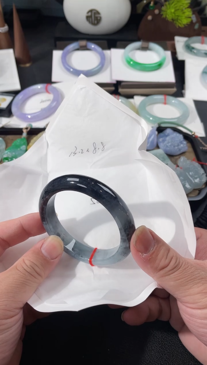 【闪购商品】翡翠手镯未镶嵌58正圈