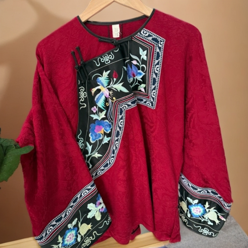 民族服装宽松中长款胸前带富贵大花上衣多色可选