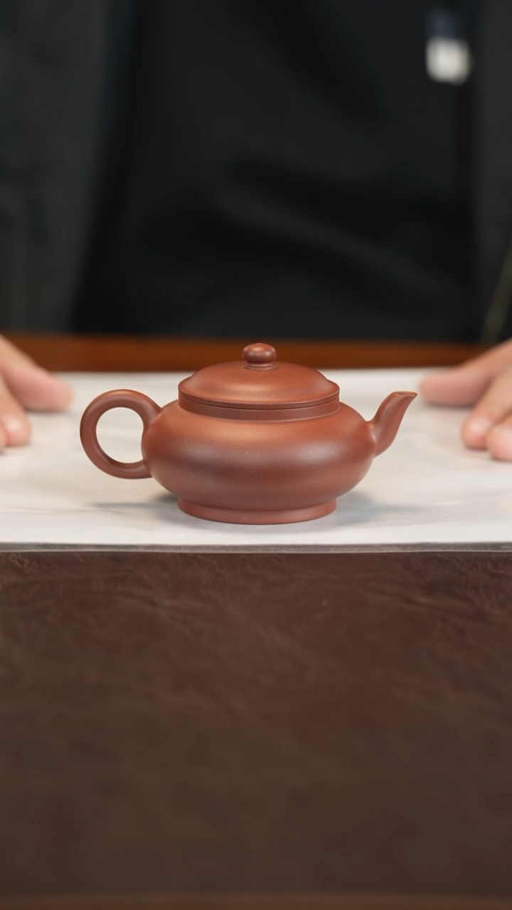 茶壶紫砂140cc 红皮龙