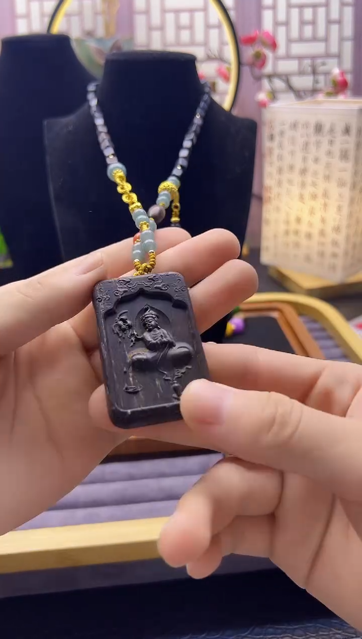 【闪购商品】翡翠颈饰14K金镶嵌X802       