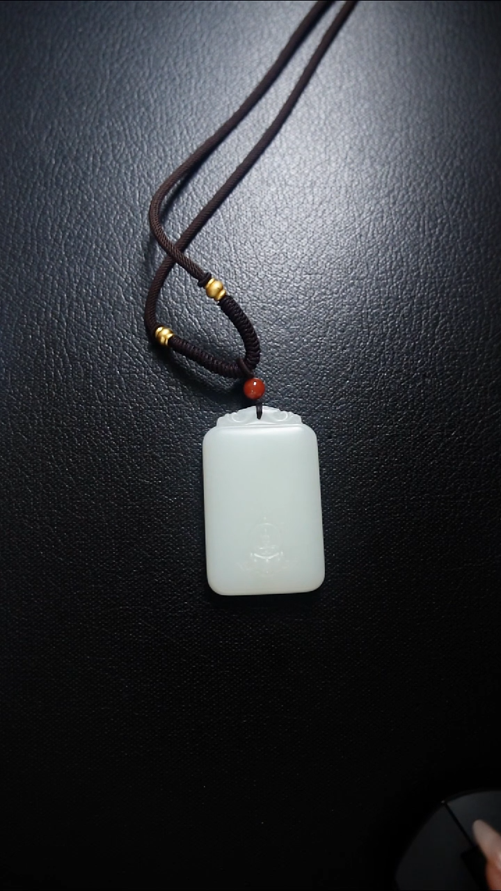 颈饰未镶嵌和田玉无事牌