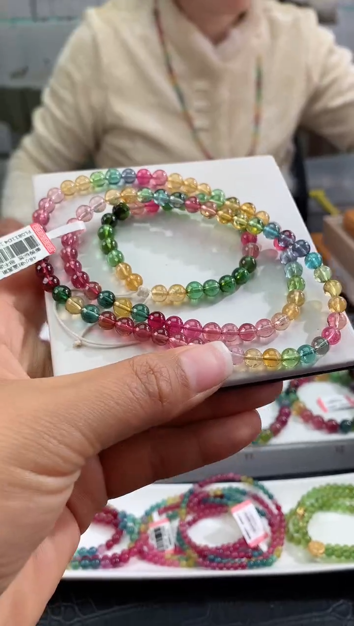 【闪购商品】碧玺手串未镶嵌多样性发一条