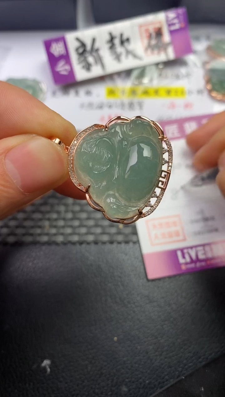 颈饰银S925镶嵌翡翠晴*?挂件