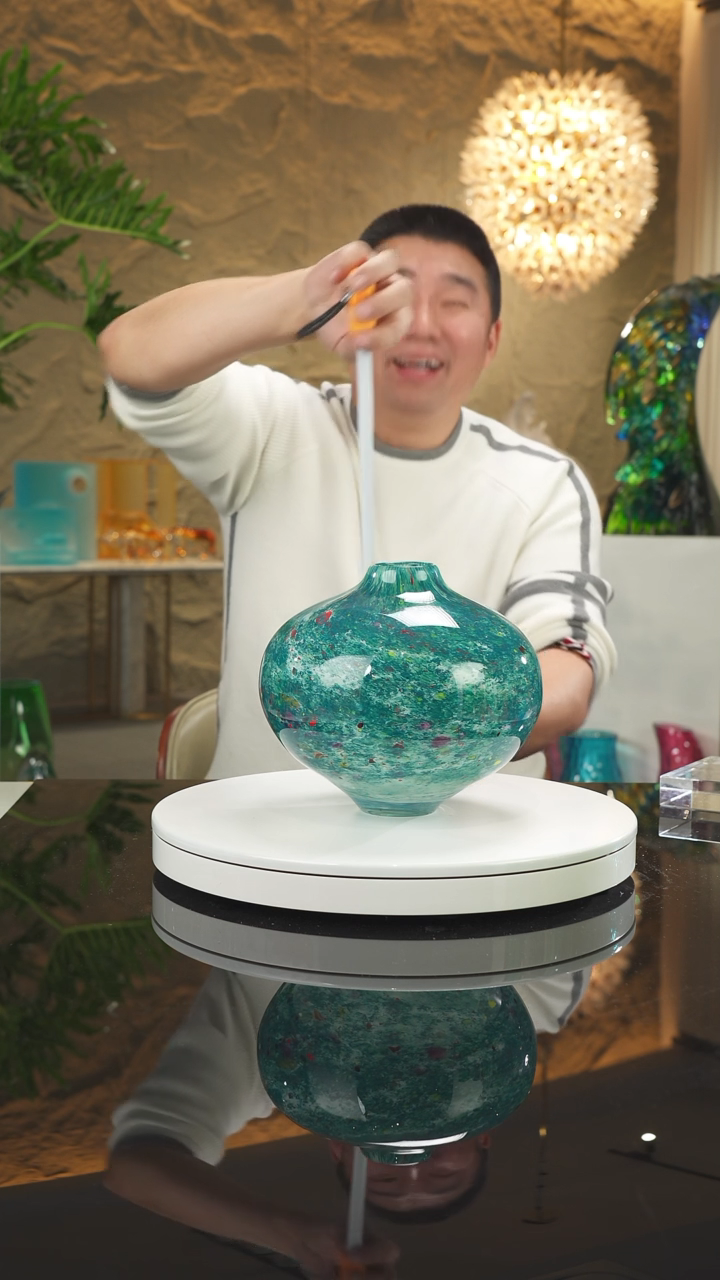 【闪购商品】摆件设计款花瓶摆件小号预售