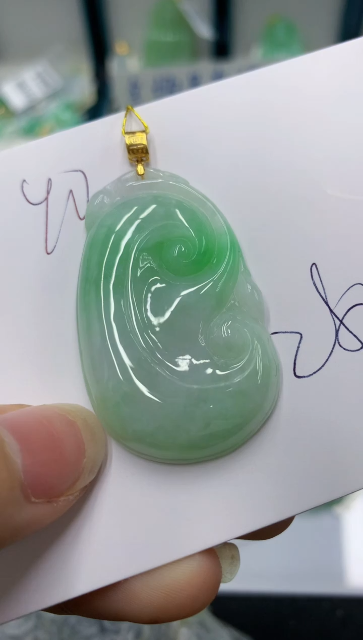 颈饰18K金镶嵌翡翠11111111111111