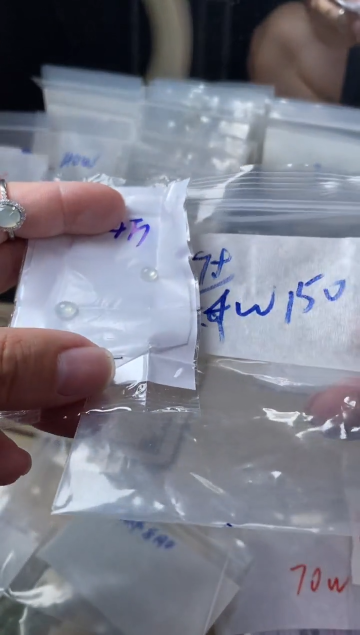 定制翡翠未镶嵌天然缅甸翡翠