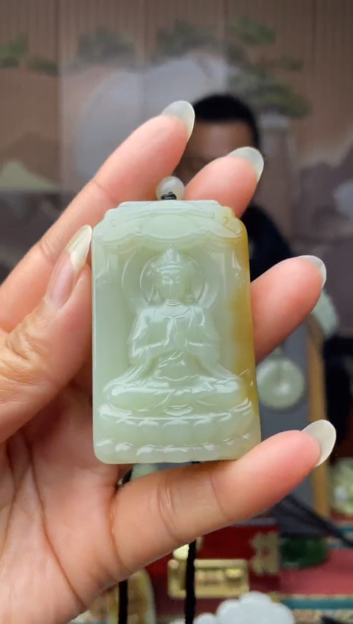 颈饰未镶嵌和田玉拍一发一