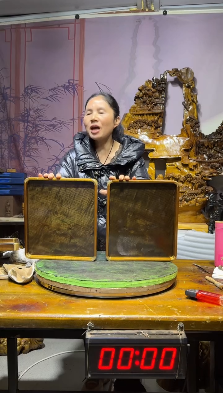 金丝楠镇****材金丝楠木雕刻摆件