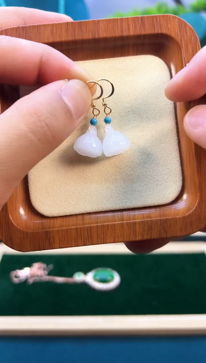 和田玉14K金镶嵌耳饰E179       