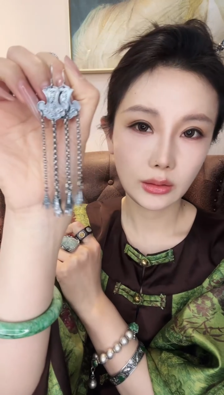 颈饰未镶嵌翡翠?****诺翡翠E566