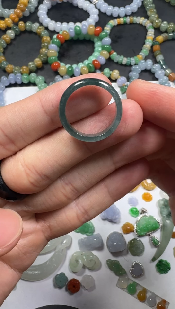 翡翠未镶嵌颈饰【闪购商品】 天然翡翠