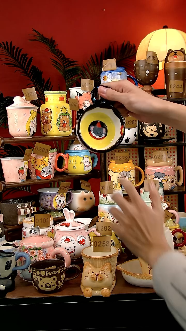 碟瓷DIY景德镇创意手工陶瓷卡通风小象碟子