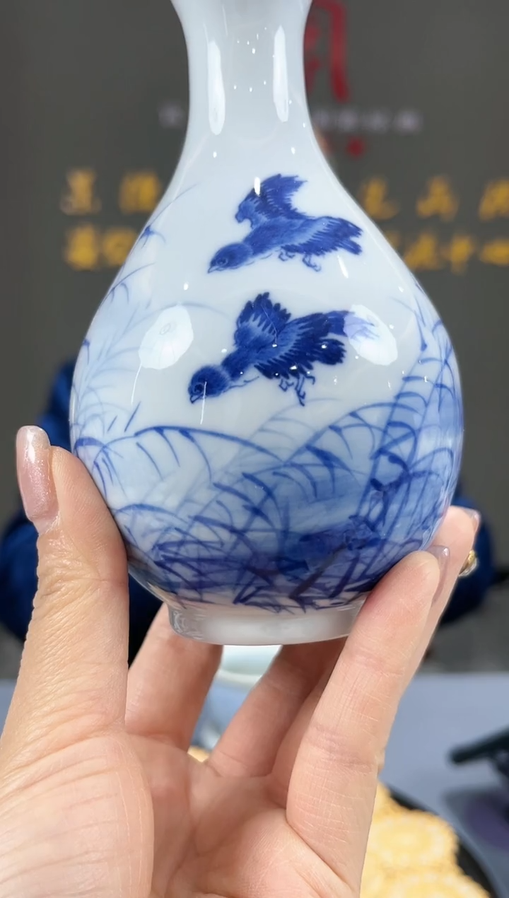 【闪购商品】官窑瓷画院944卢雁蒜头瓶