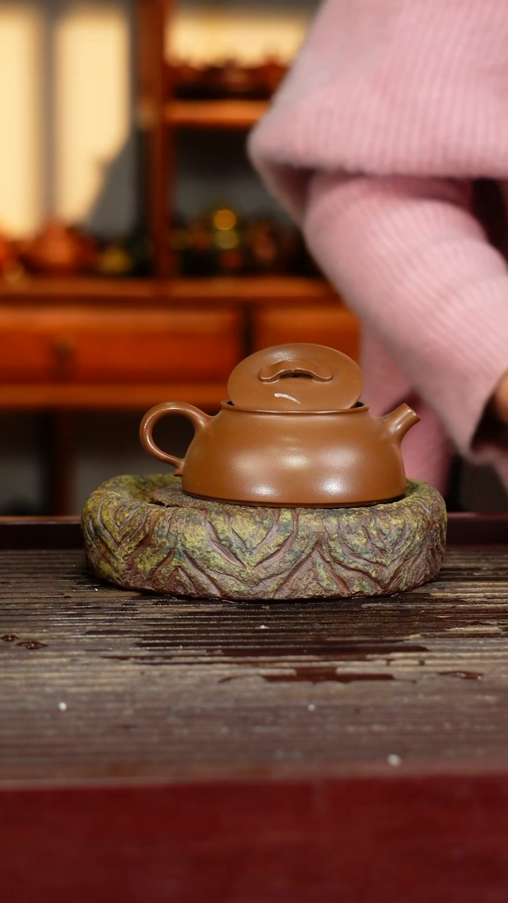 宜兴原矿紫砂壶茶壶宜兴原矿紫砂壶茶壶120C