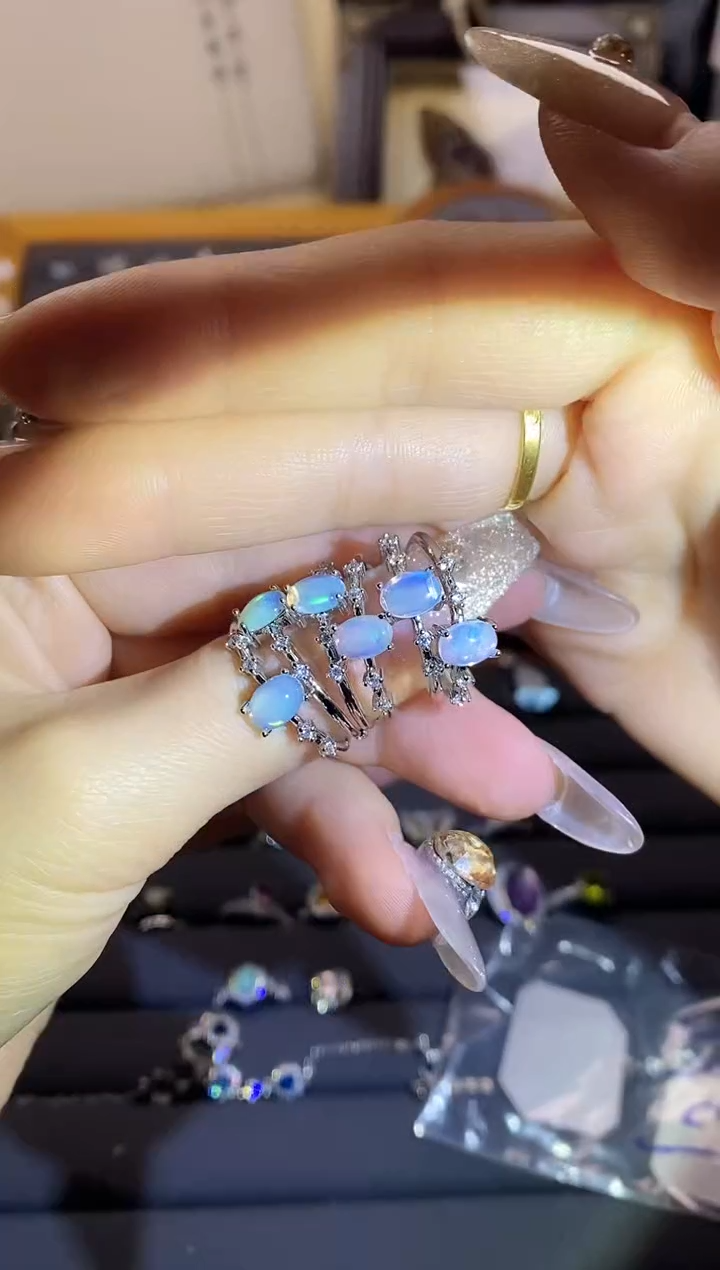 【闪购商品】水晶手链银S925镶嵌A46   