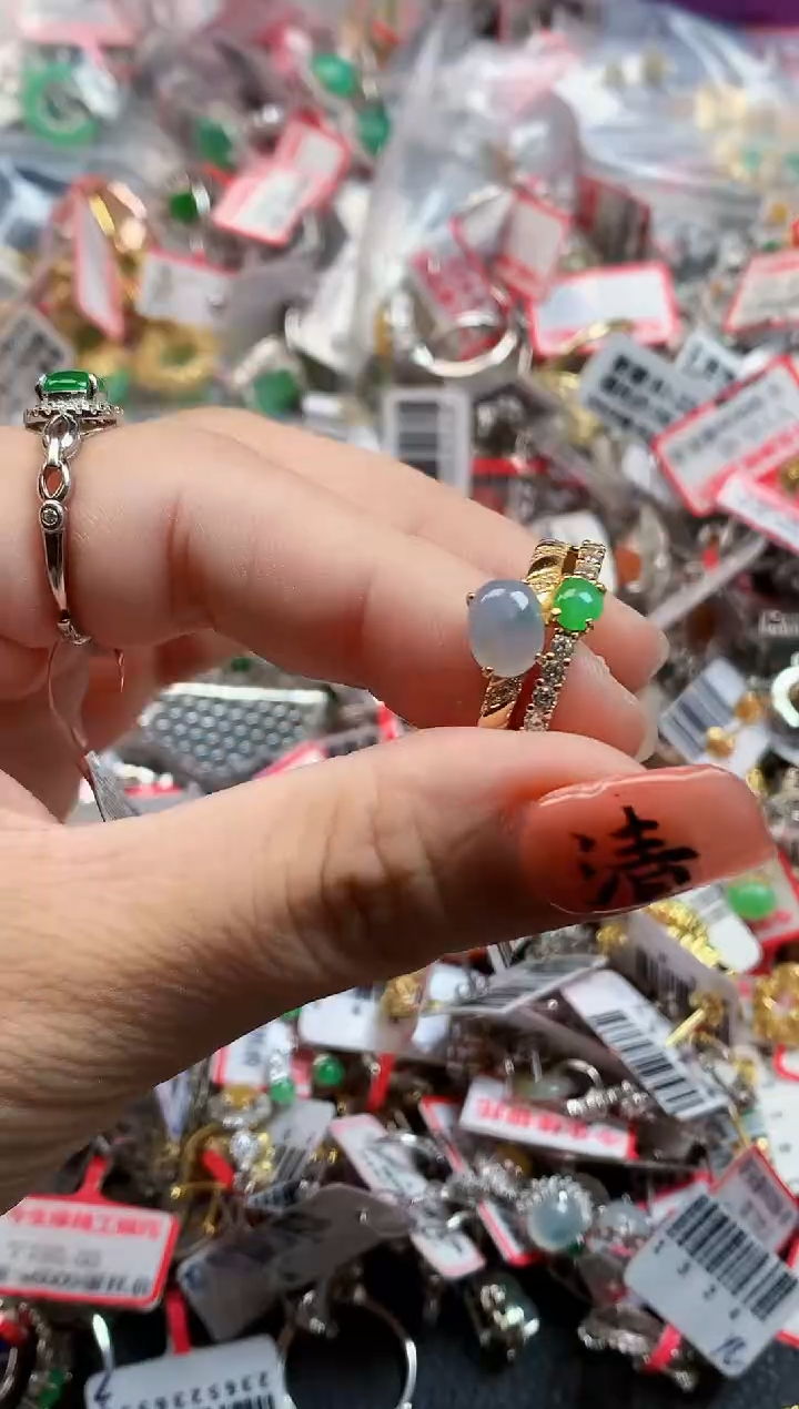 银S925镶嵌戒指翡翠天然A货缅甸翡翠