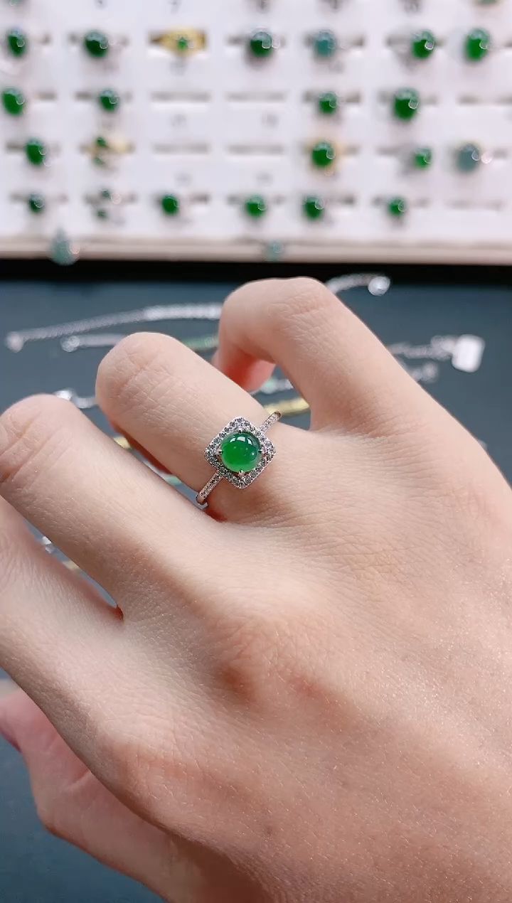 【闪购商品】翡翠耳饰银S925镶嵌天然翡翠