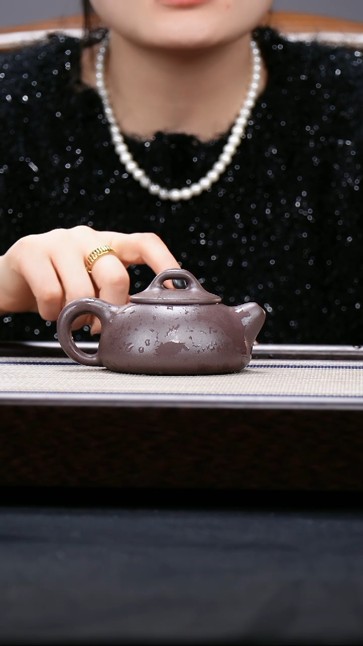 【闪购商品】紫砂茶壶道洪款 石瓢 底槽青