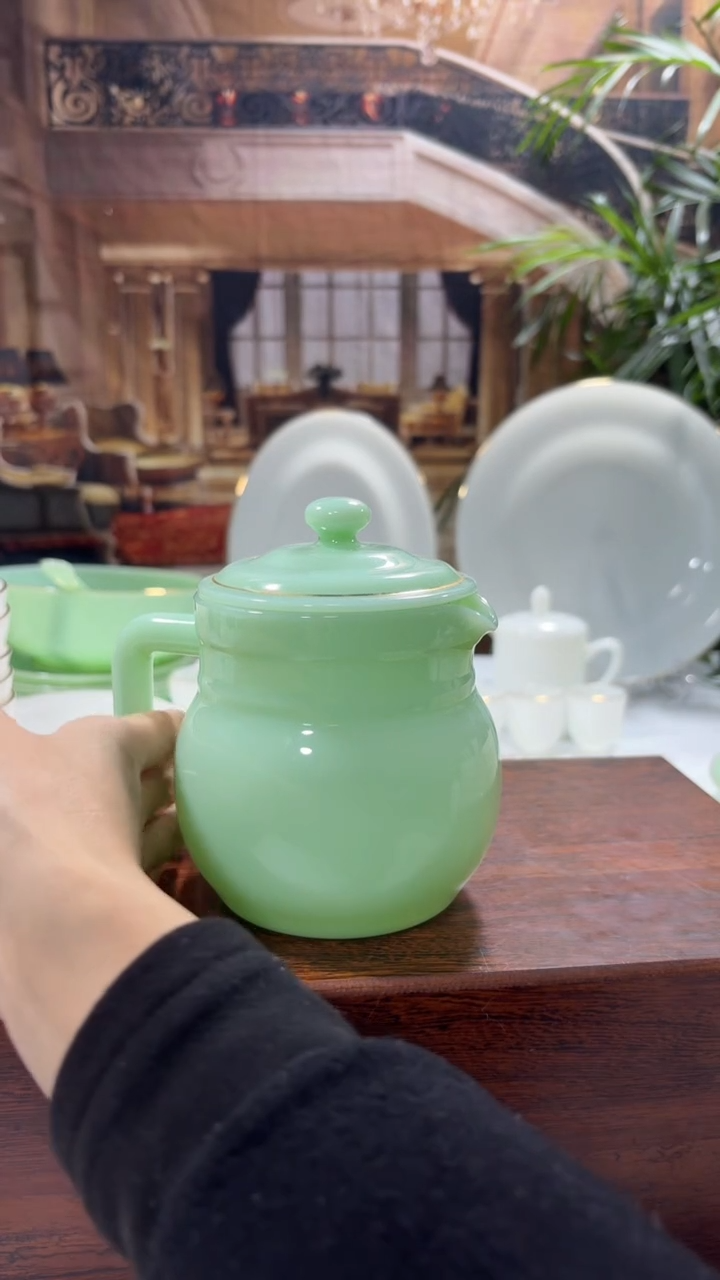 【闪购商品】...茶壶1个.....贝美陶瓷