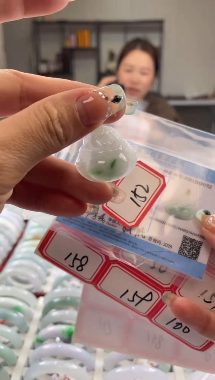 吊坠(不含链)未镶嵌翡翠多样性发一