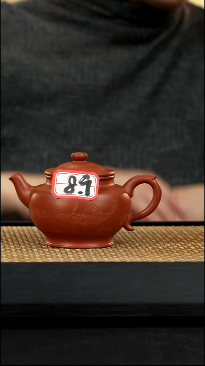 宜兴紫砂壶89龙隐