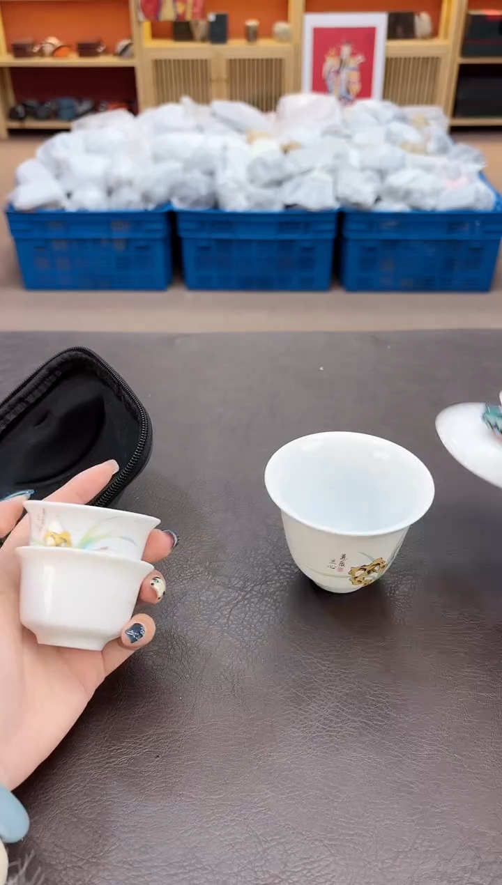 【闪购商品】摆件瓷SC1111111111111