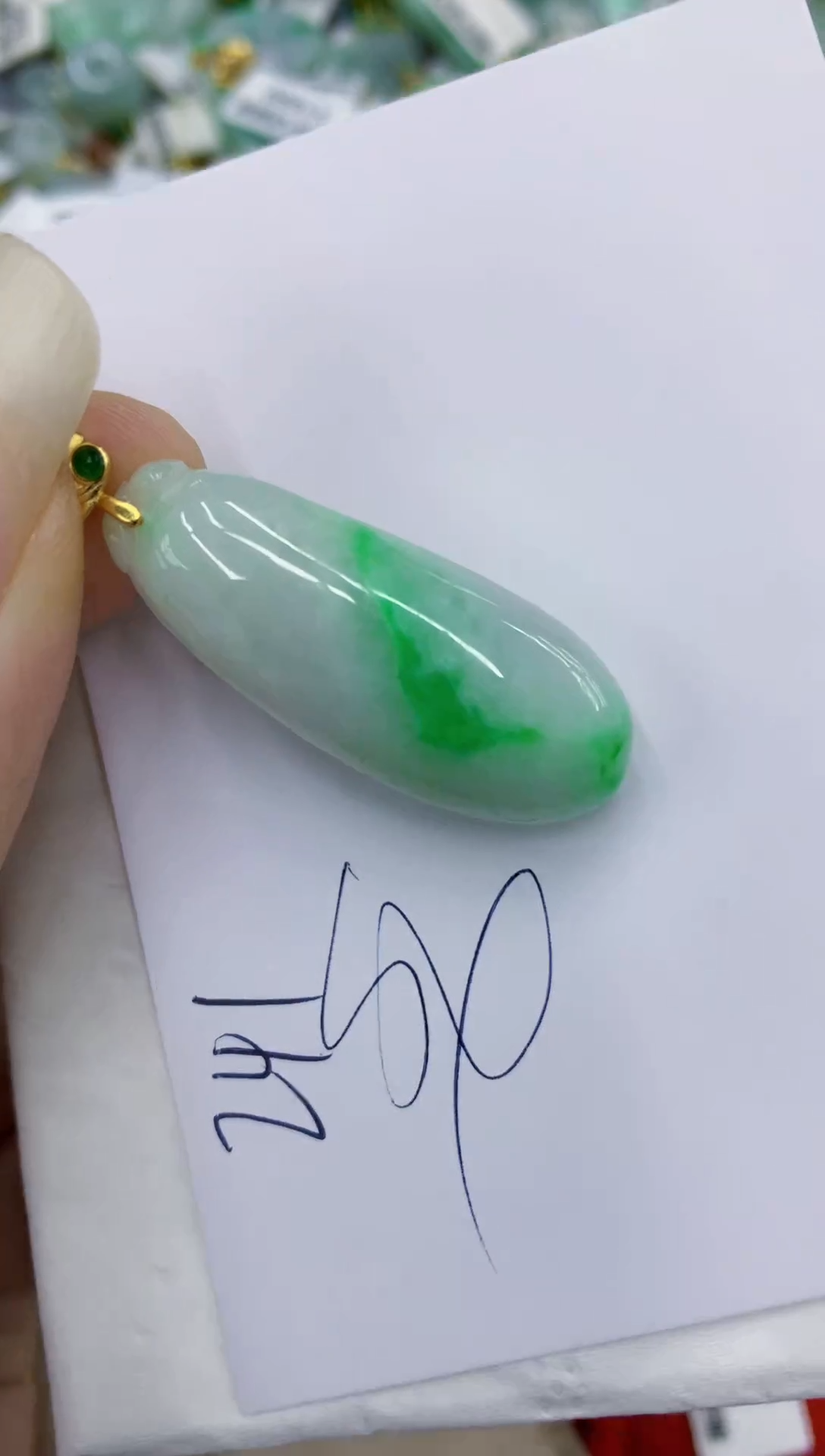 翡翠未镶嵌颈饰111111111111