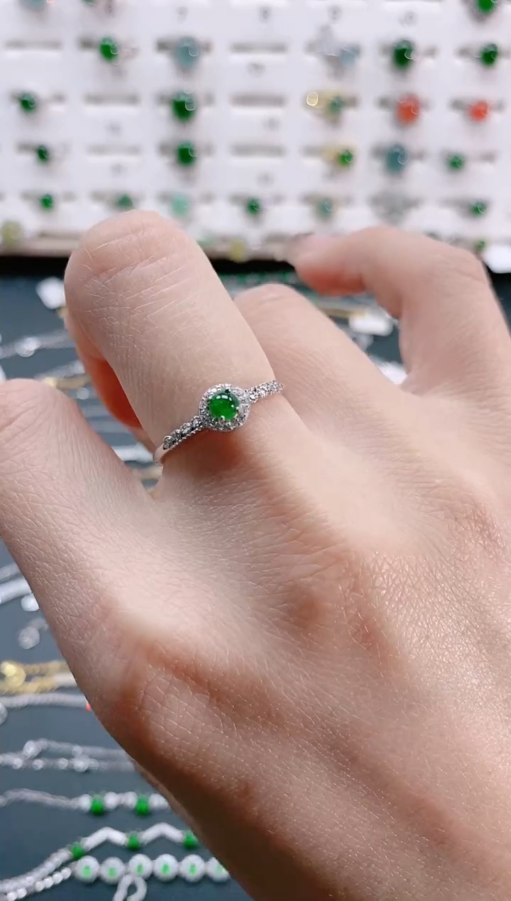 【闪购商品】翡翠戒指银S925镶嵌天然翡翠