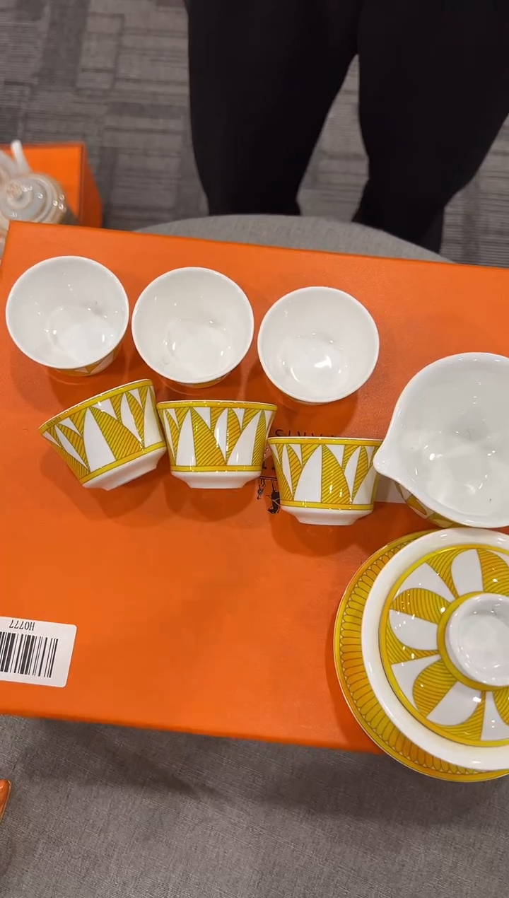 【闪购商品】杯H777--------------