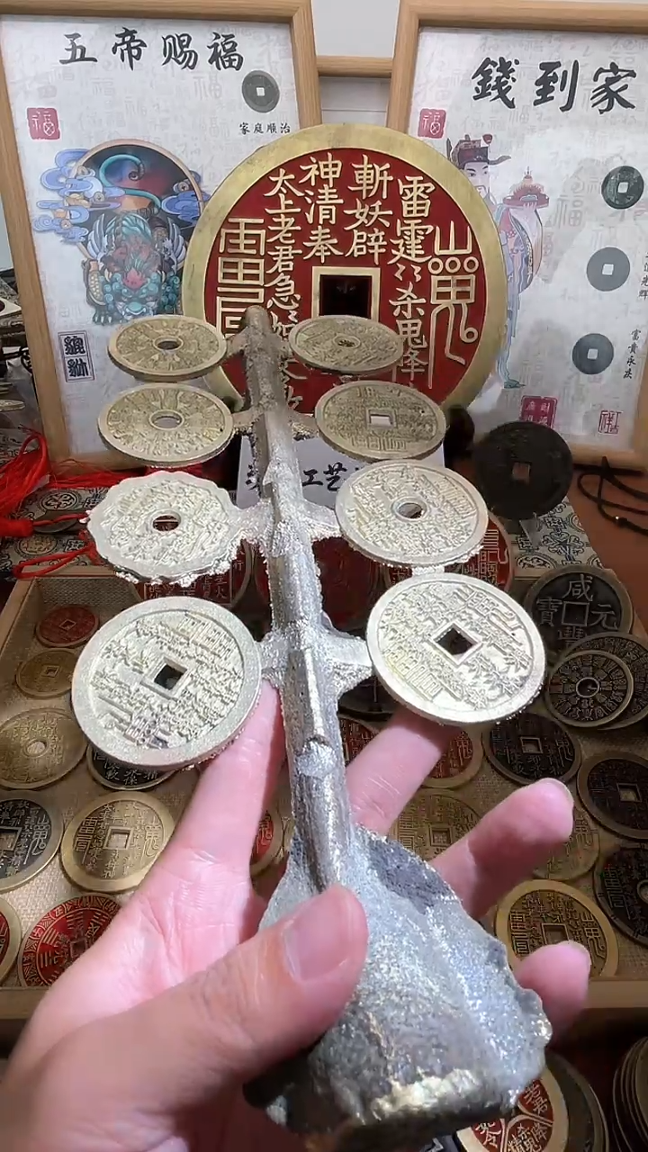 铜现代工艺品花钱