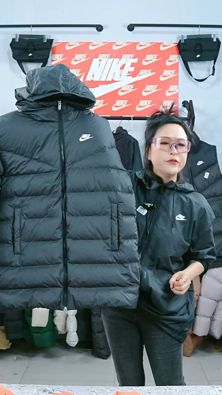 2070闪购编码运动衣以直播间过款为准尺码M