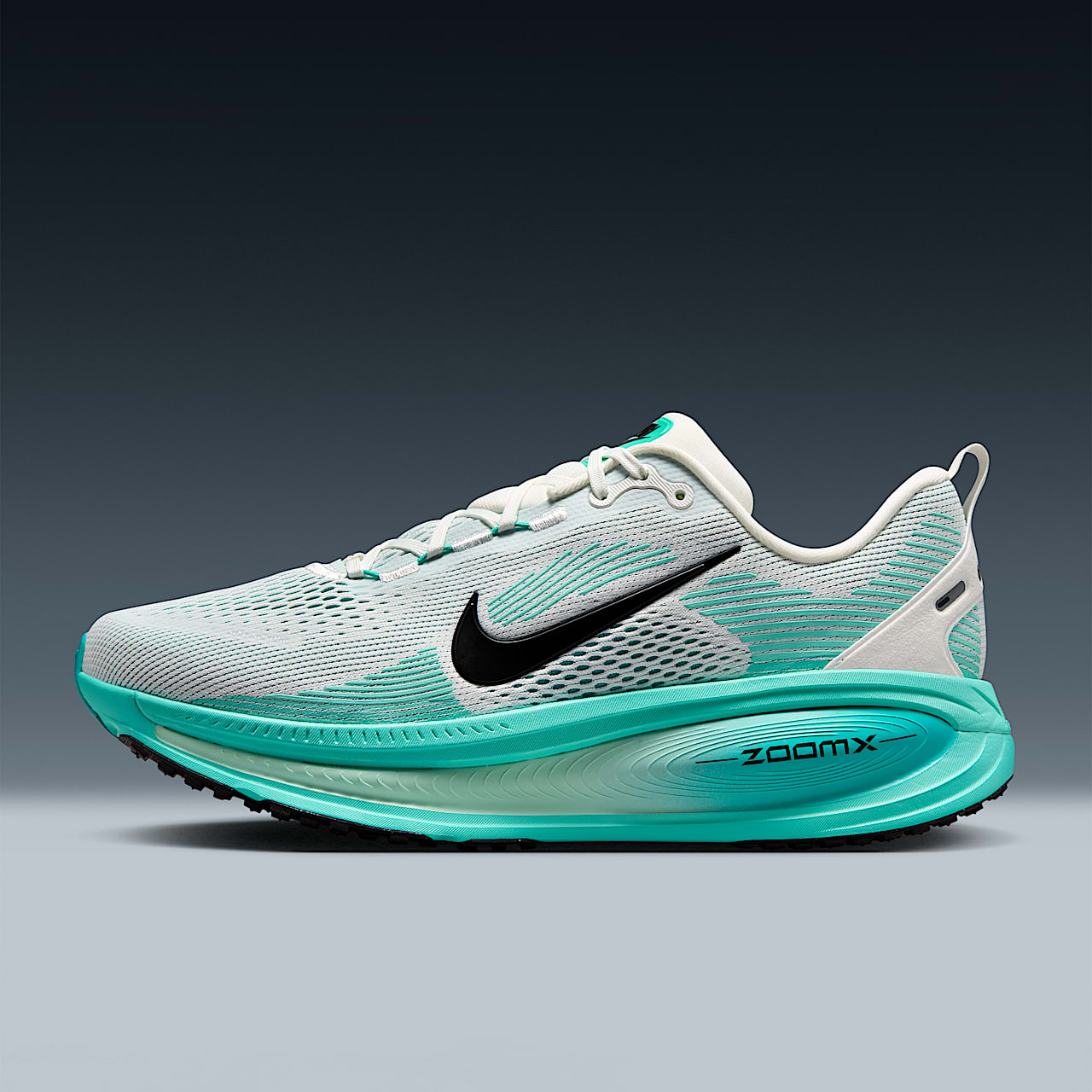 NIKE/耐克Vomero 18 耐克迈柔男子透气网面公路跑步鞋HM6803103