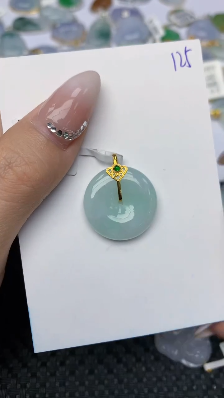 【闪购商品】翡翠颈饰18K金镶嵌天然翡翠a货