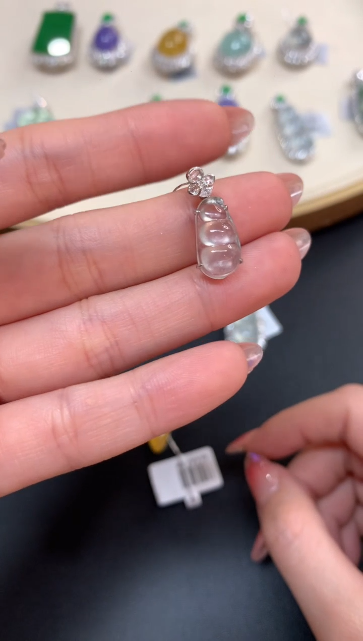 【闪购商品】翡翠吊坠(不含链)18K金镶嵌A660|6800