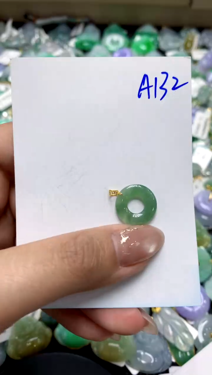 【闪购商品】翡翠颈饰18K金镶嵌111111111