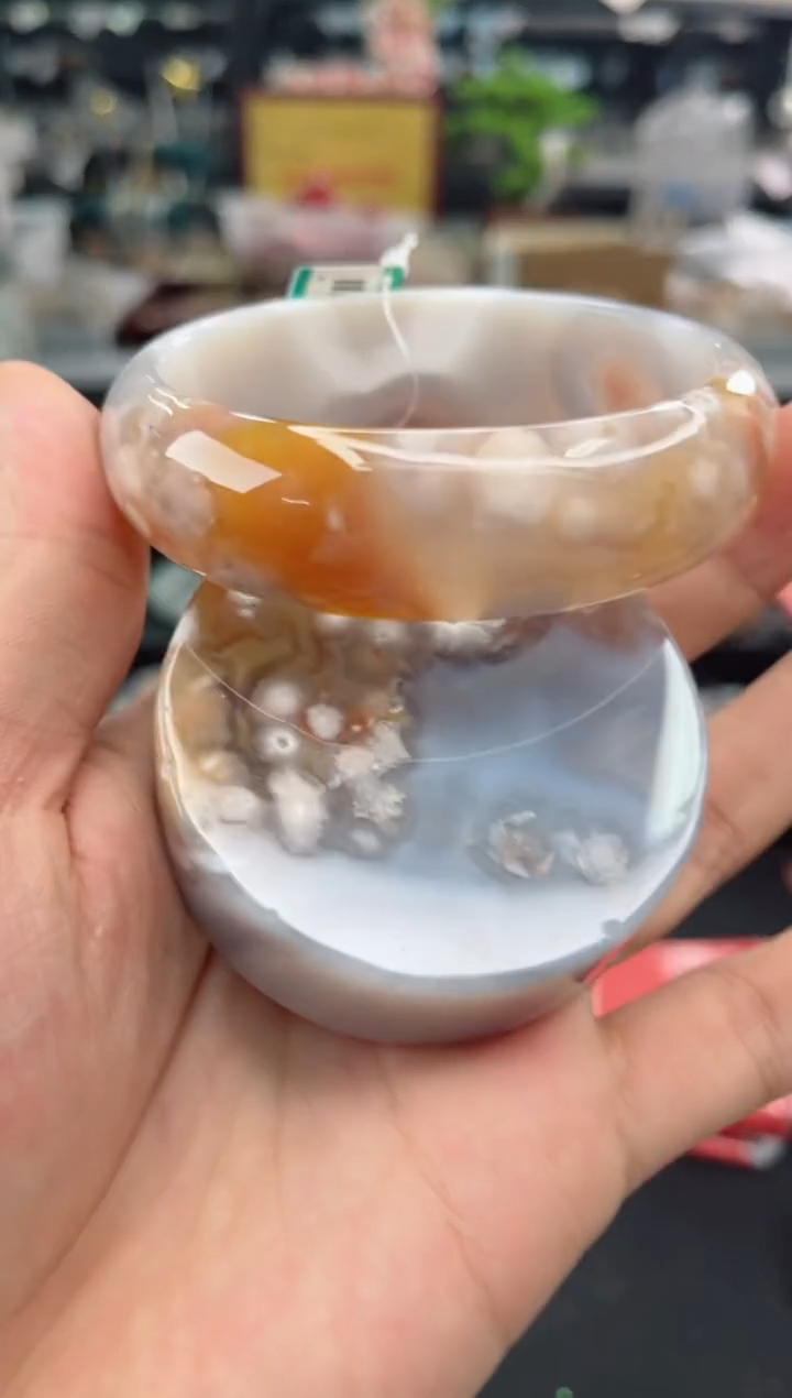 【闪购商品】石英质玉手镯未镶嵌63圈口（赠品镯心）3931440