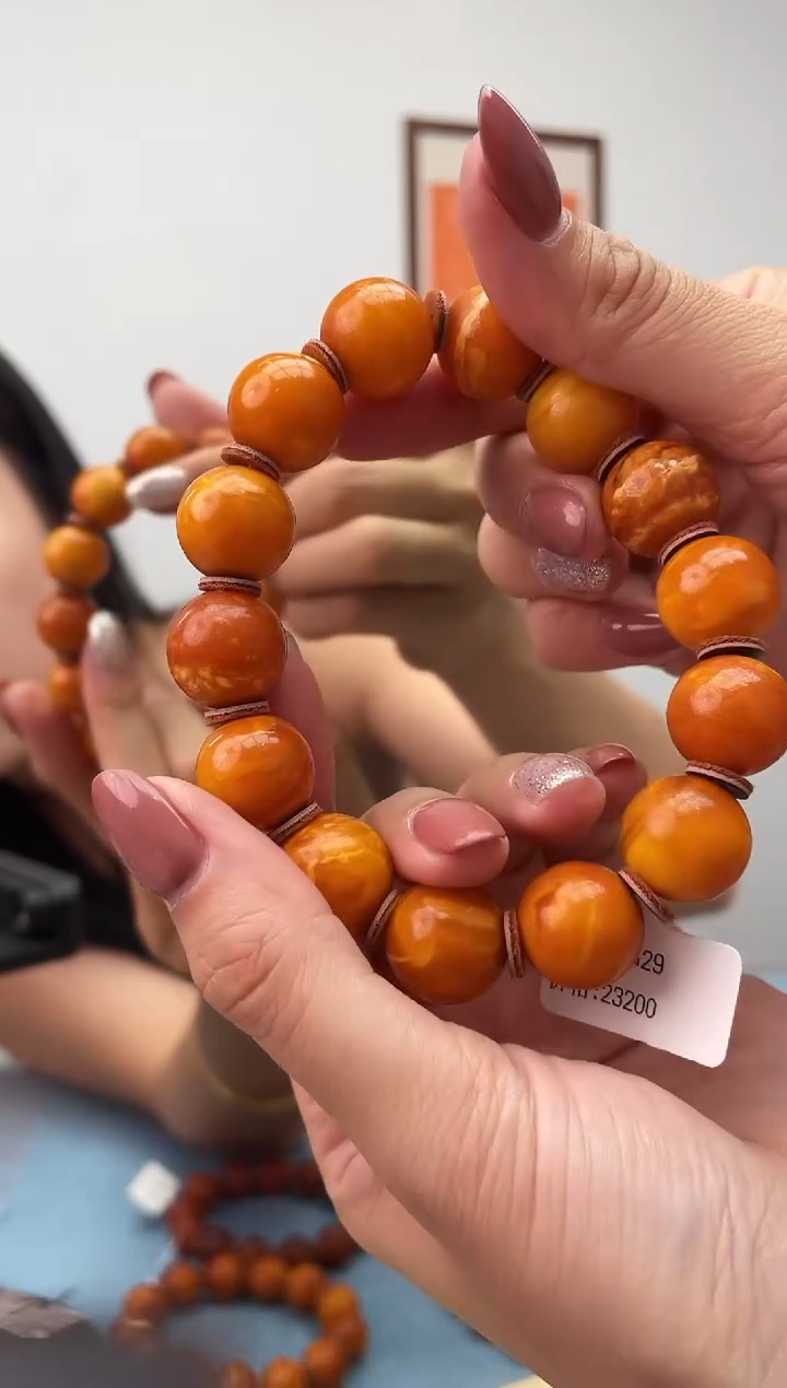 未镶嵌蜜蜡珠宝奇石假一罚十，花蜡发一件