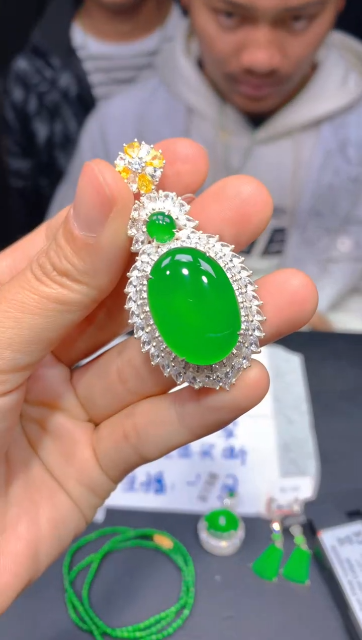 【闪购商品】定制翡翠未镶嵌202多样性发货（发其一）