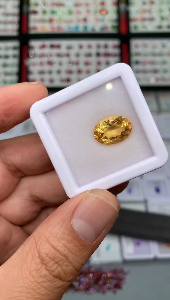 【闪购商品】黄晶裸石未镶嵌5.8ct天然