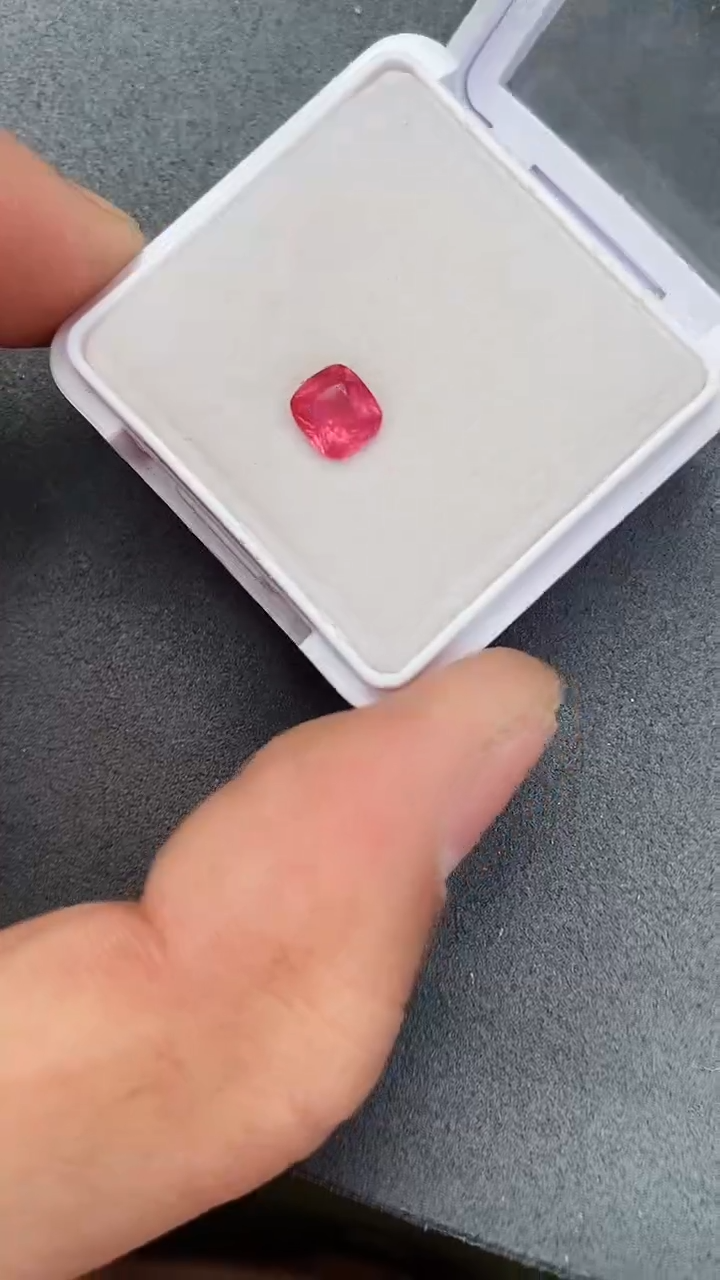 【闪购商品】尖晶石裸石未镶嵌1.14