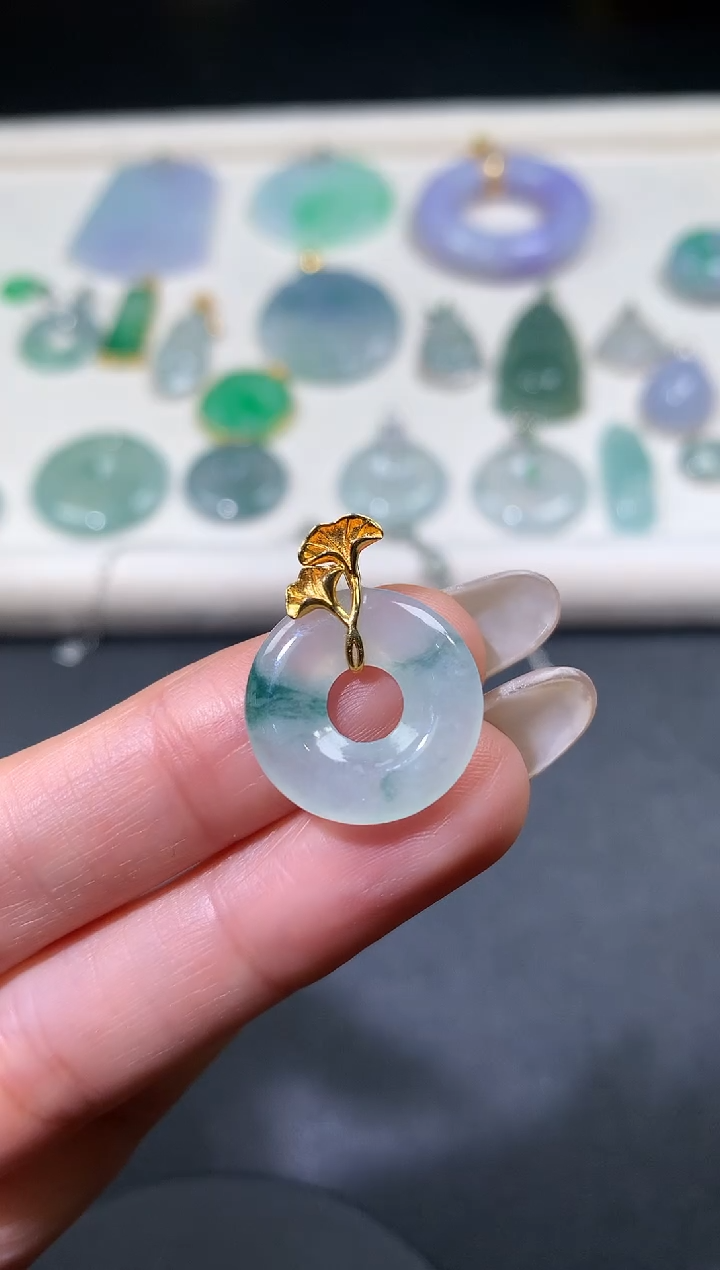 吊坠(不含链)18K金镶嵌翡翠翡翠